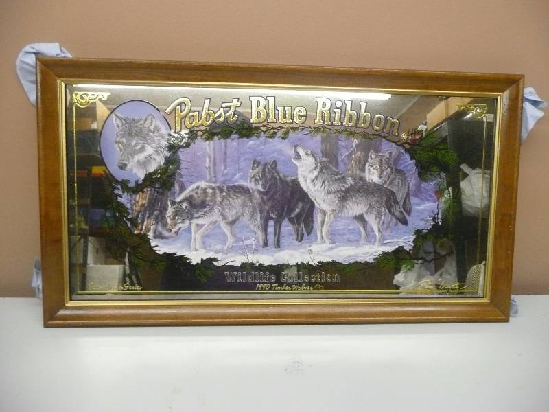 PABST BLUE RIBBON WILDLIFE COLLECTION MIRROR - 1990 TIMBER WOLVES