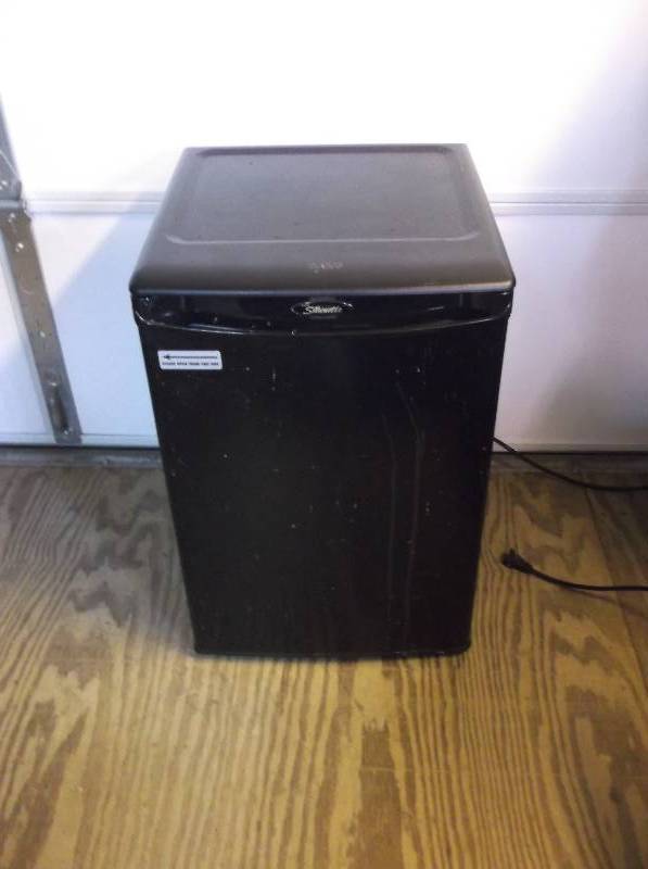 Dorm Room Fridge