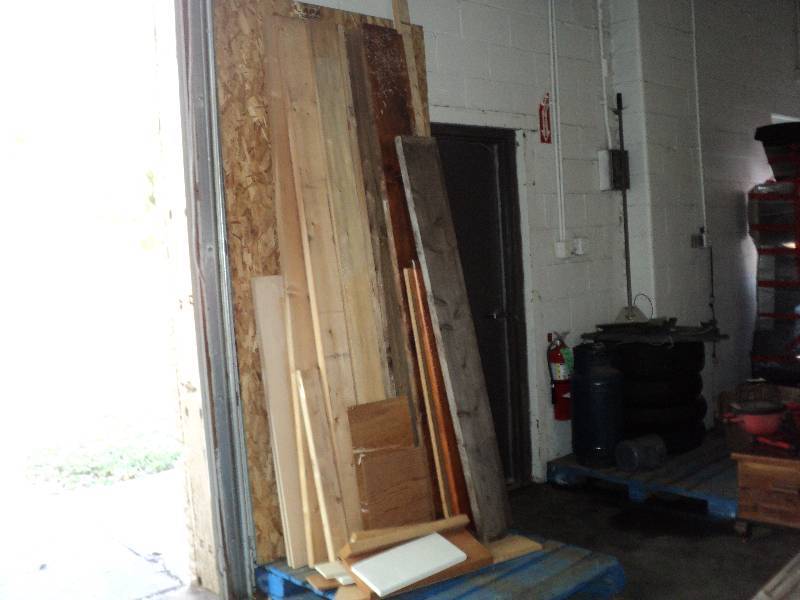 lot 7 image: large pile of assorted lumber, 4x8 ...