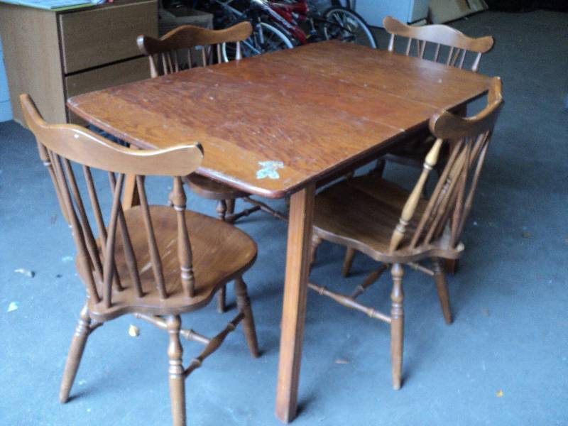 lot 32 image: wood table, 4 chairs, table is 35x5...