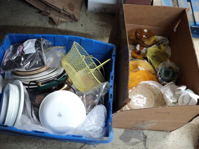 lot 72 image: 2 boxes of misc. glassware, see pic...