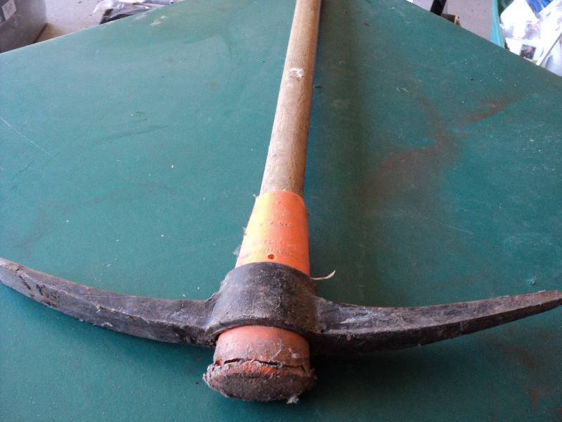 lot 126 image: tools ...