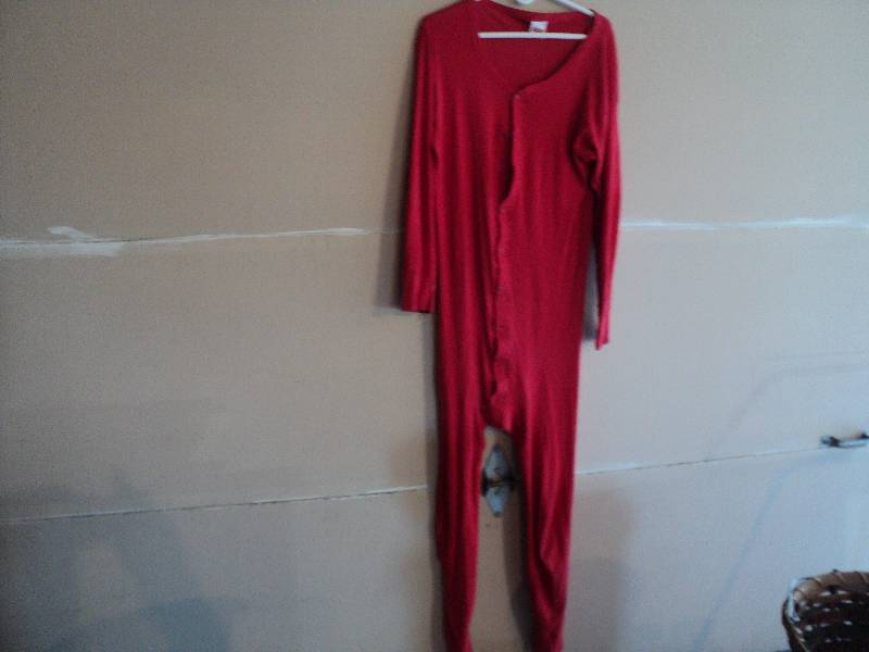 lot 133 image: red union suit, long underwear size...