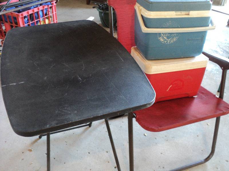 lot 137 image: collapsible table and chair, 2 cool...