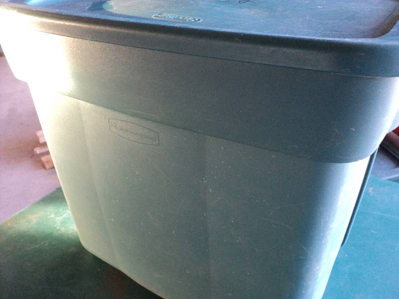 lot 159 image: tub with cover fulled with new kitc...