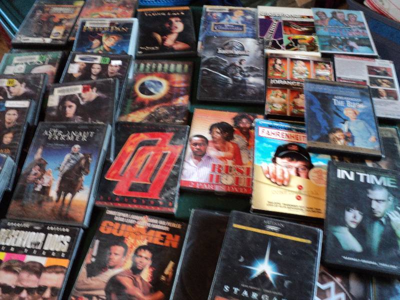 lot 165 image: movies...