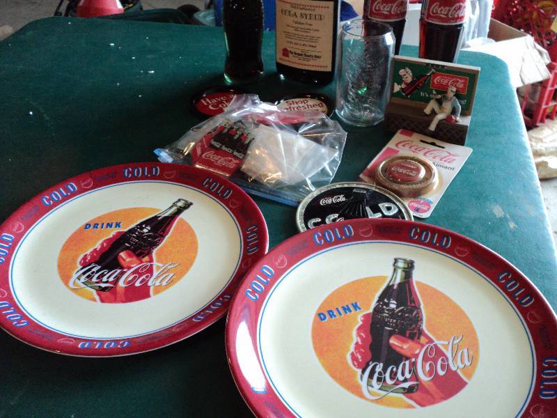 lot 206 image: coca-cola collectables...