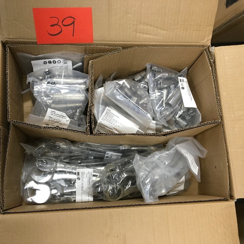 lot 39 image: Husky 349 Piece - Includes 48 wrenches and 219 sockets and drive tools new