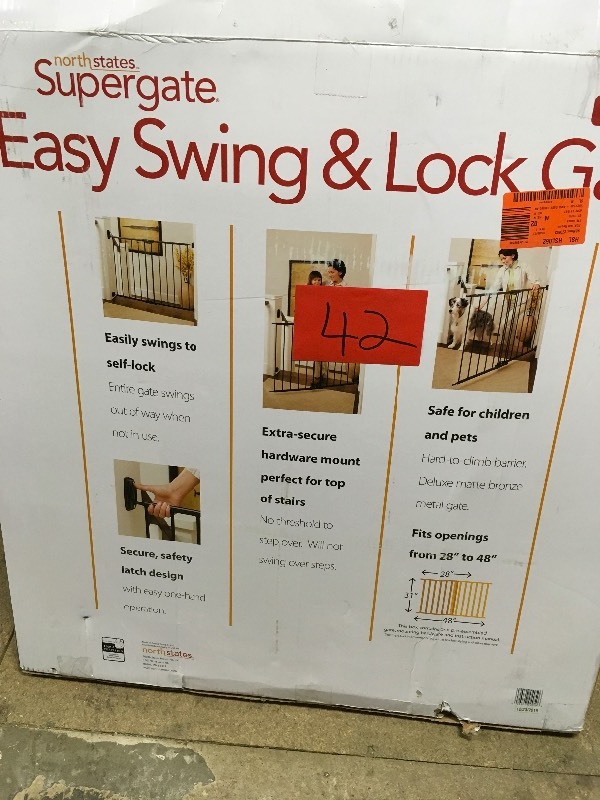 lot 42 image: Supergate Easy Swing and Lock Wall Mounted Pet Gate
