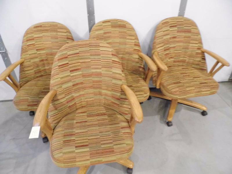 Dining Table and 4 Chairs - One Leaf