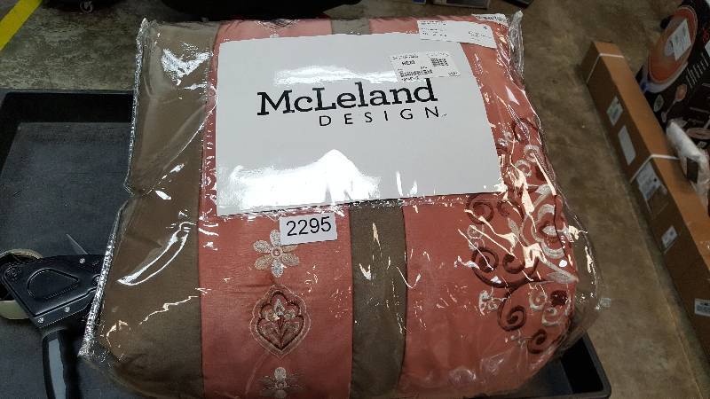 McLeland Design Rowen 8-Pc. Embellished Comforter Set - Pink - Full Size