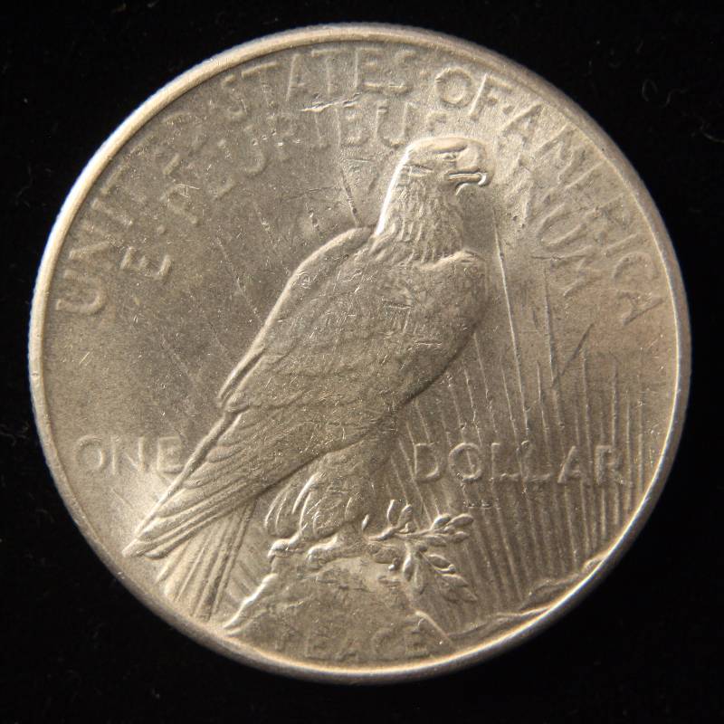 1935 PEACE SILVER DOLLAR UNC. BETTER DATE COIN