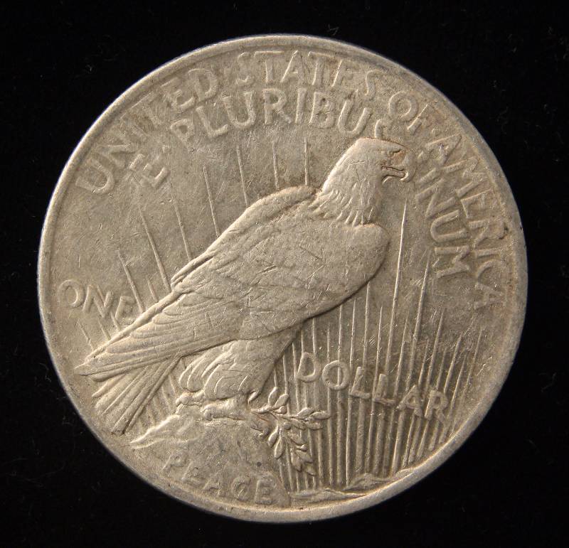1923 PEACE SILVER DOLLAR VF