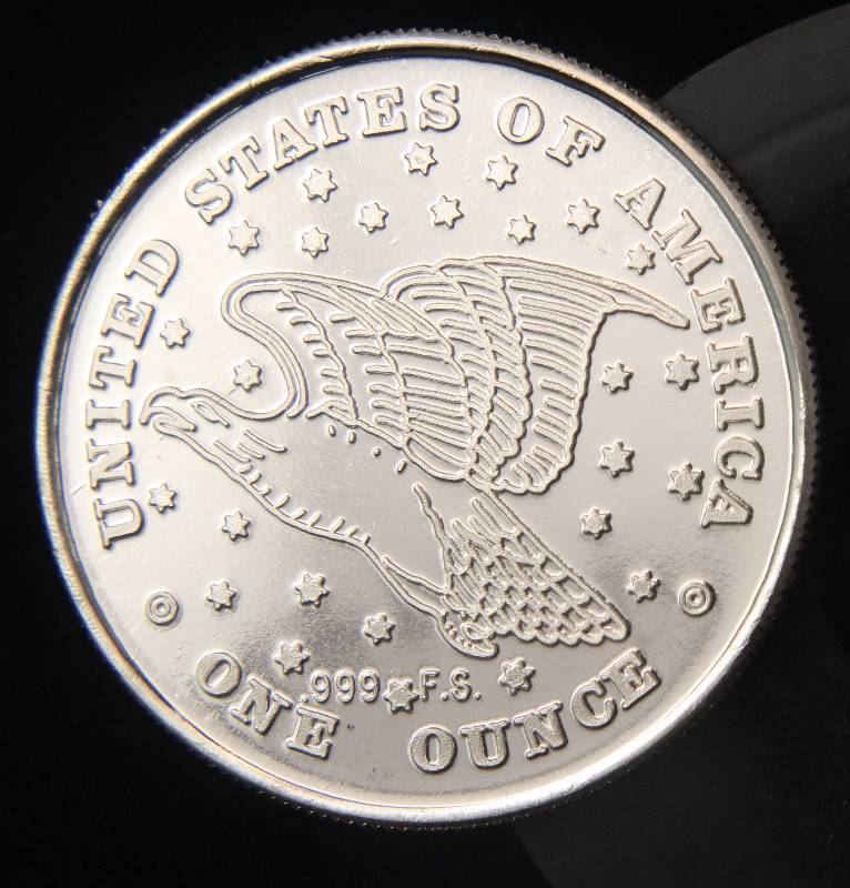 1 TROY OZ. .999 FINE SILVER LIBERTY SILVER ROUND