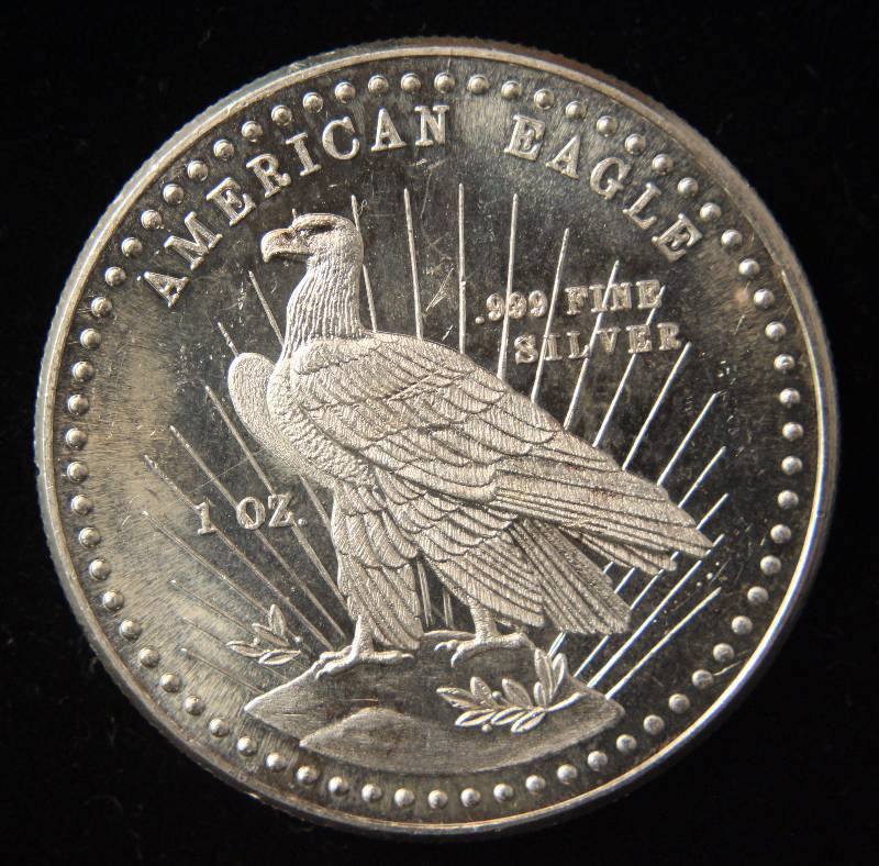 1 TROY OZ. .999 FINE SILVER VINTAGE EAGLE REVERSE