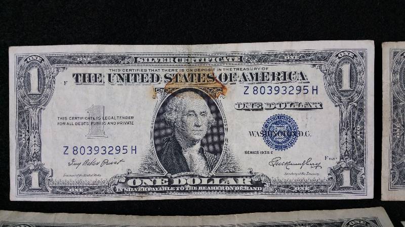 (5) $1 Silver Certificates, Star Note