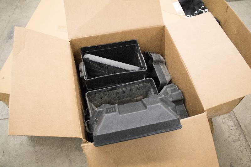 lot 17 image: Mariine Battery Containers