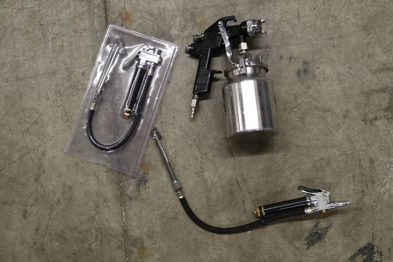 lot 50 image: Air Hose Attachments