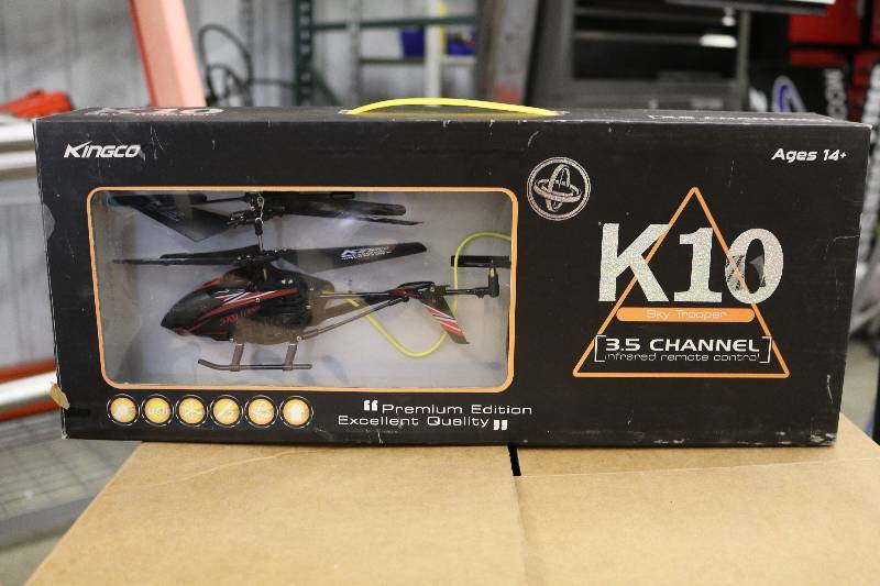lot 72 image: RC Helicopter