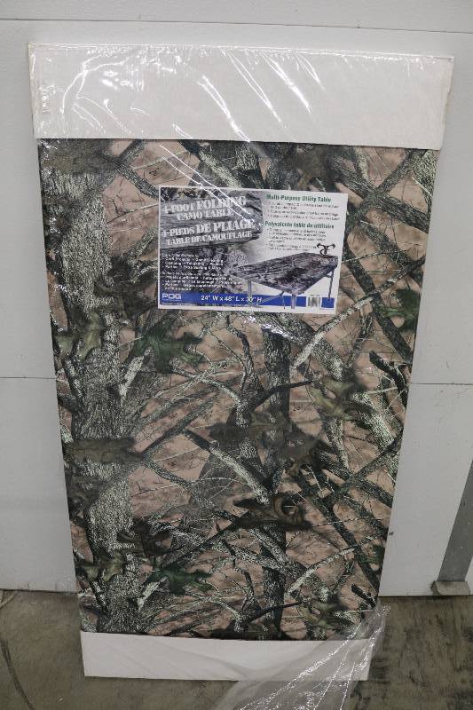 lot 156 image: Camo Table