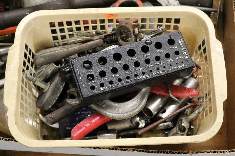 lot 177 image: Misc Tools