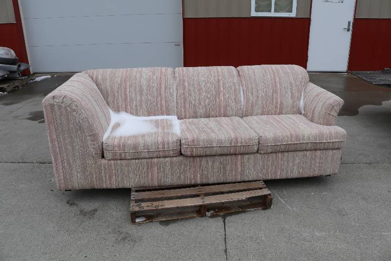 lot 191 image: Sectional Sofa