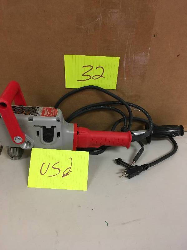 lot 32 image: Milwaukee 7.5 Amp 12 in. Hole Hawg Heavy-Duty Drill, Used in working condition