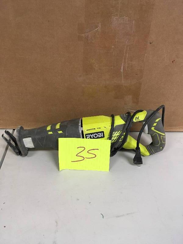 lot 35 image: Ryobi RJ186V 12 Amp Reciprocating Saw.  USED in working condition