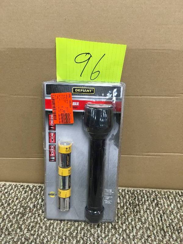 lot 96 image: Defiant 3D LED Unbreakable Flashlight. Open Package not used