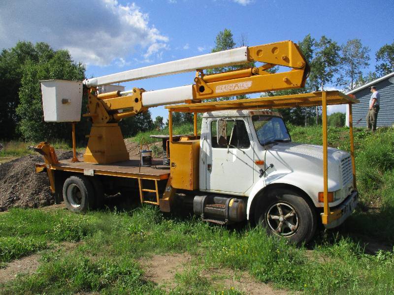 1991 International 4700 Bucket Truck