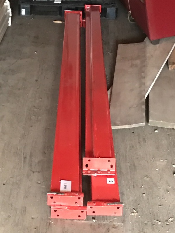 lot 5 image: (4) Pallet Racking Load Beams