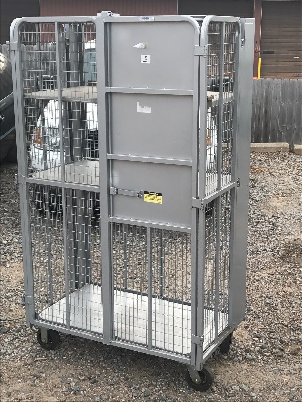 lot 18 image: Commercial Rolling Enclosed Shelf