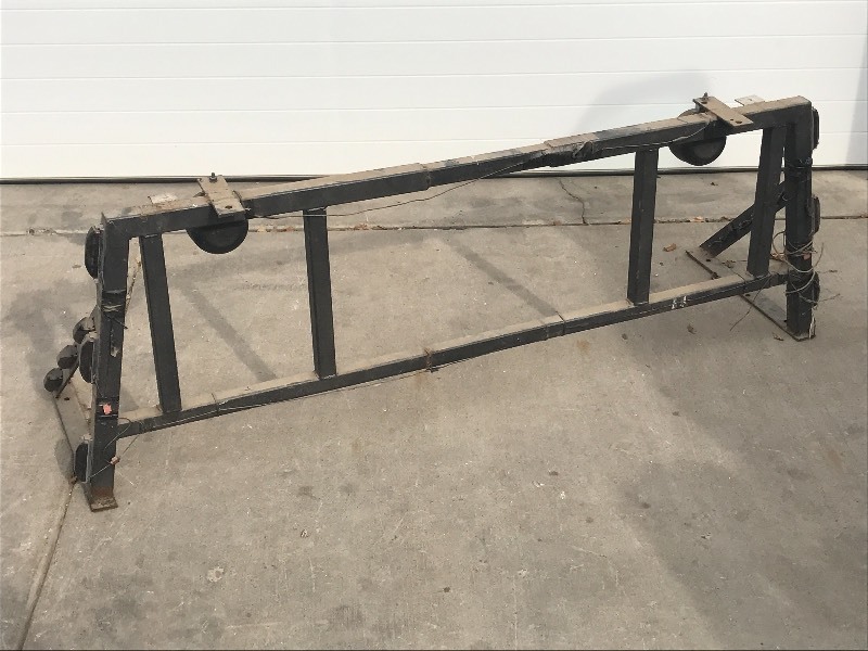 lot 26 image: Headache Rack