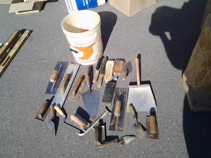 Trowels & Other Concrete Finishing Tools