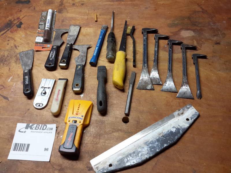 lot 96 image: Misc. Scrapers and pry bars as pictured