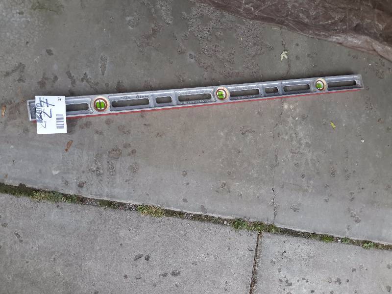 lot 27 image: 48 in TELL THE TRUTH Level