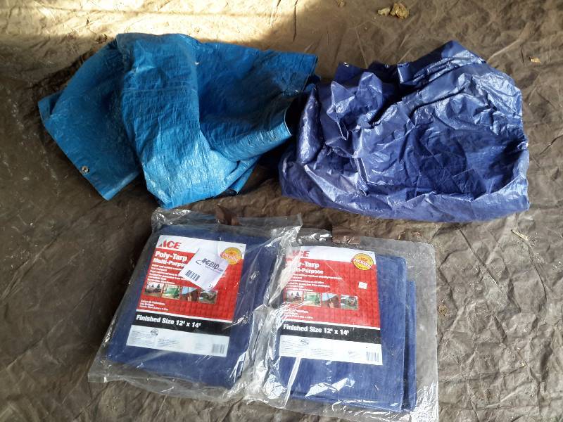 lot 31 image: 4 Blue Plastic Tarps..