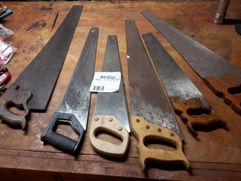 lot 73 image: Lot of old Hand saws