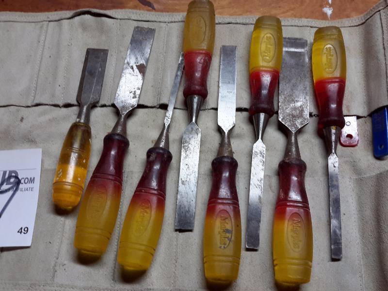 lot 49 image: Set of 7 MARPLES wood chisels and one other