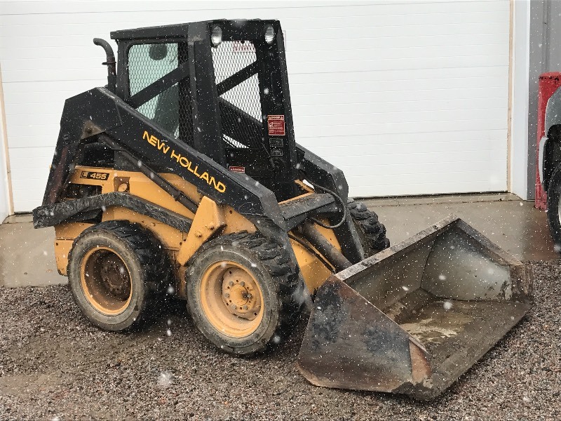 New Holland Skid-Loader