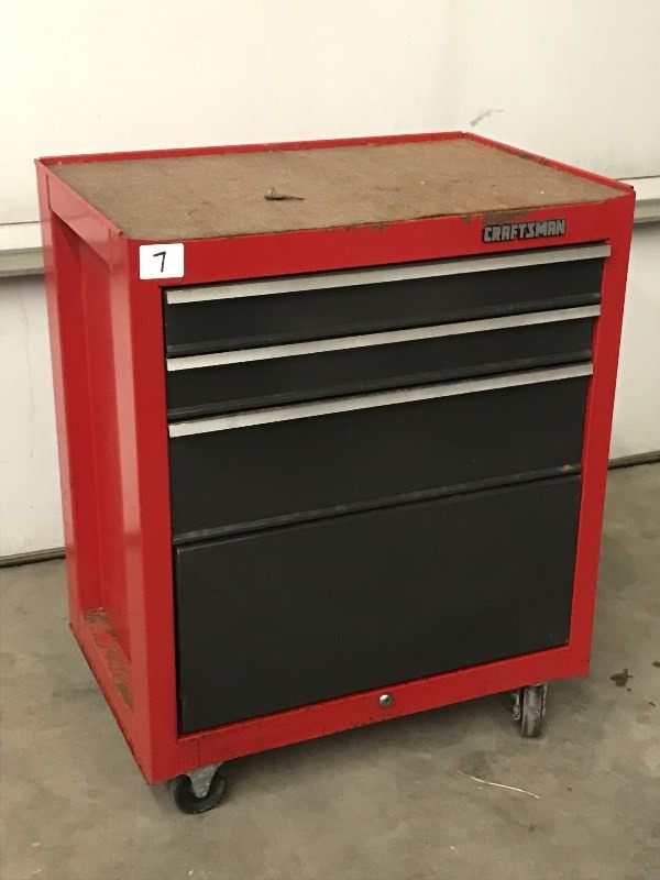 lot 7 image: Rolling Tool Chest