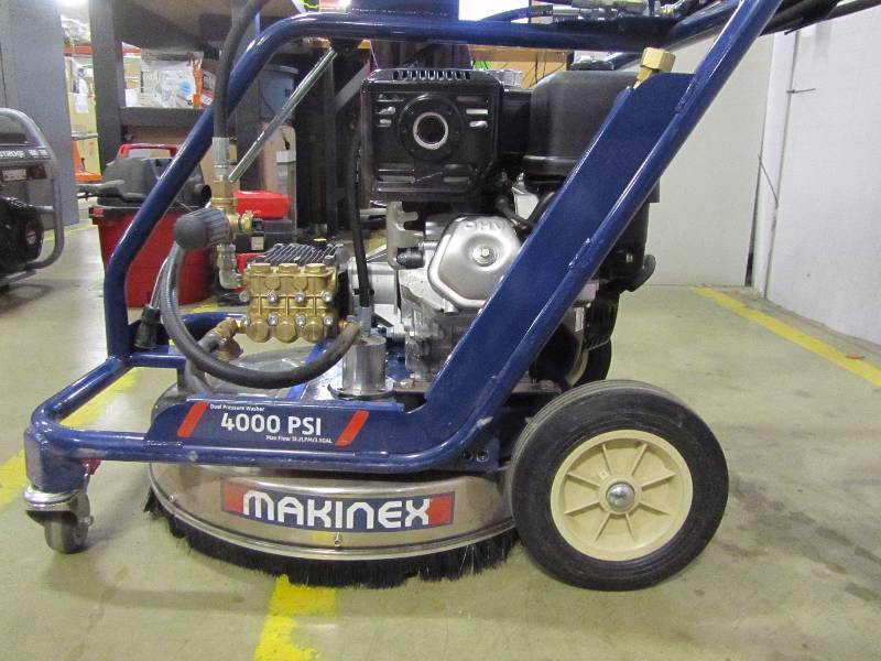 lot 1 image: Makinex 4,000 psi 3.5 GPM Gas Dual Pressure Washer
