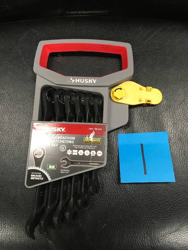 lot 1 image: Husky 100-Position Double Ratcheting Wrench Set Metric (6-Piece) open box never used