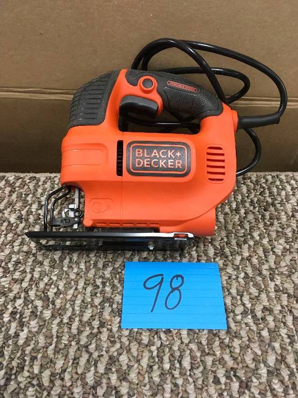 lot 98 image: Black & Decker 4.5 AMP Jigsaw, in like New conditions