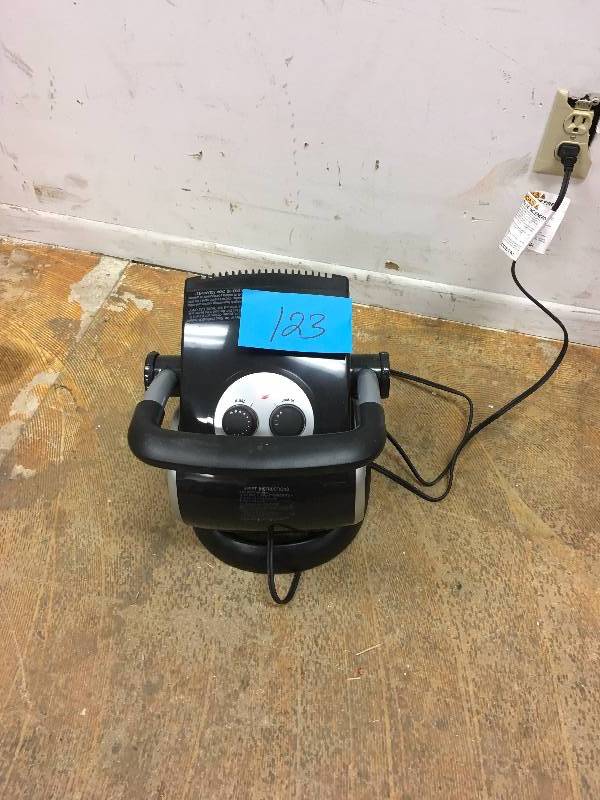 lot 123 image: Pro Ceramic Utility Heater tested works well