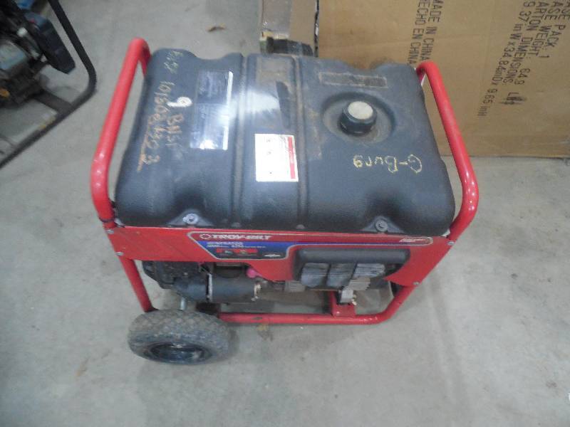 Troy Bilt Generator 5000 watt Brigs Motor Electric Start Nothing