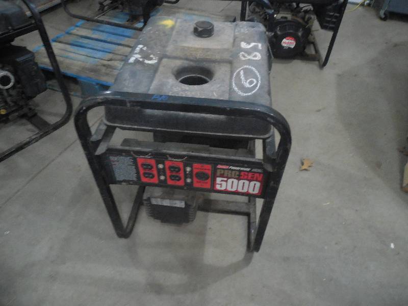 lot 6 image: COLEMAN POWERMATE 5000 PRO GEN WITH BRIGGS 9 HP MOTOR