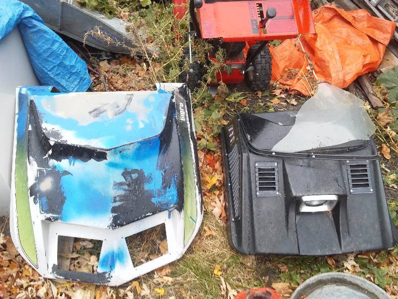 lot 6 image: Arctic Cat Hoods, (2) No cracks, AC 399 and El Tigre