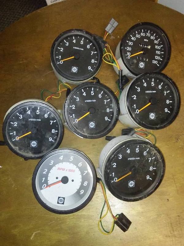 lot 31 image: Bombardier Tach and speedometer