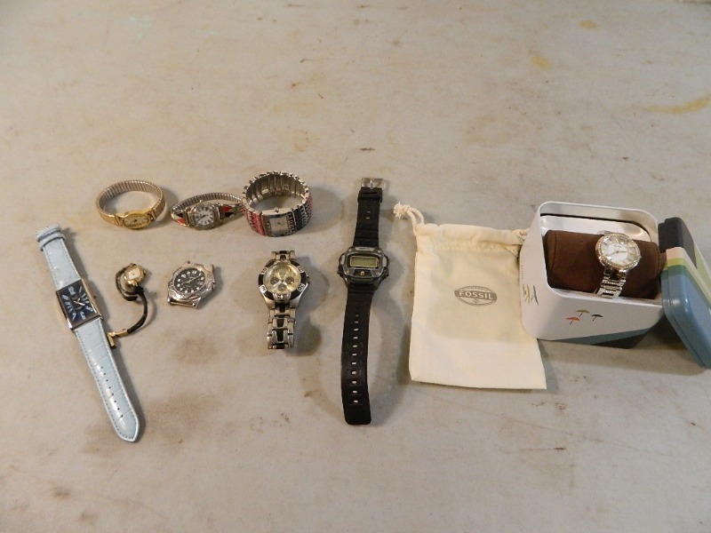 lot 2 image: Watches